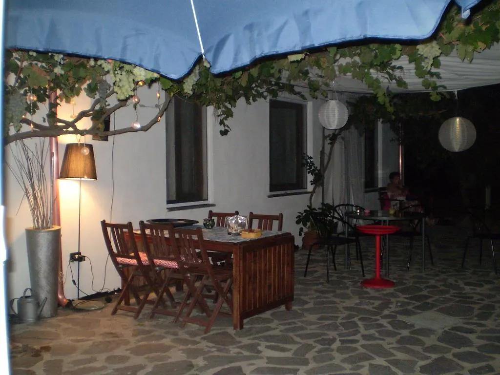 Il Giardino Di Emilio Bed & Breakfast Marrubiu