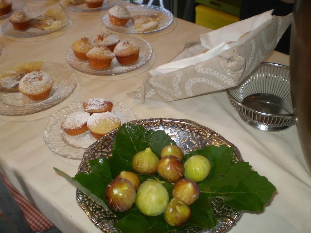 Il Giardino Di Emilio Bed & Breakfast Marrubiu Italy
