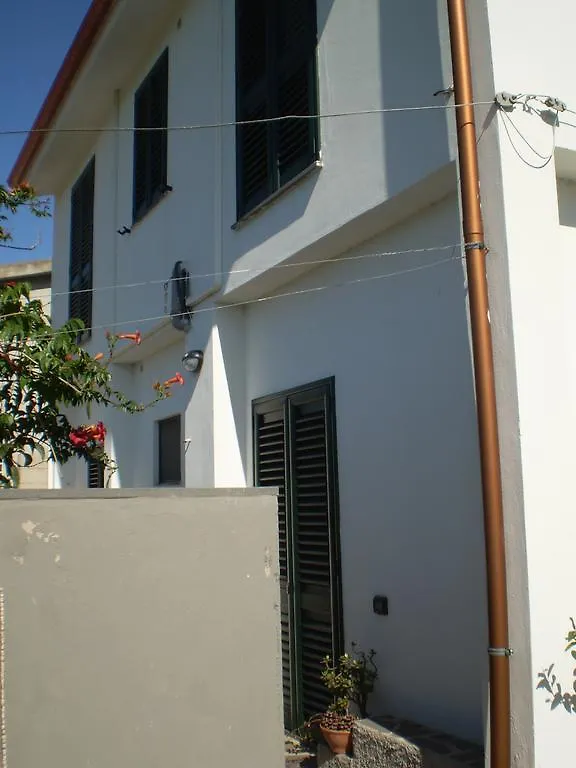 Il Giardino Di Emilio Bed & Breakfast Marrubiu