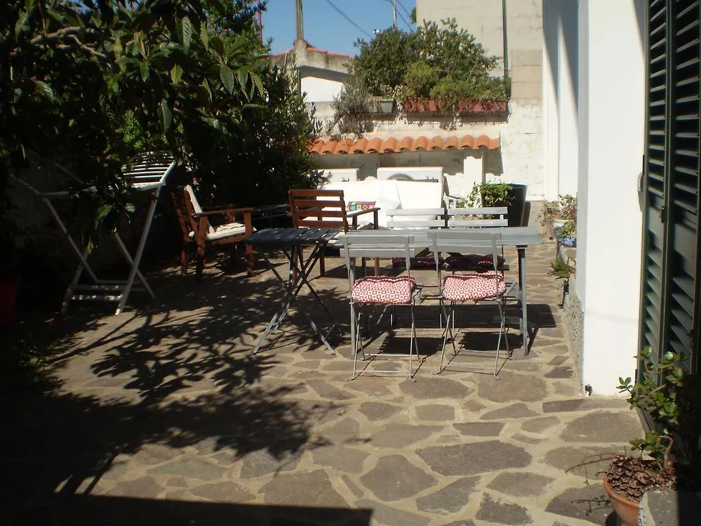 Il Giardino Di Emilio Bed & Breakfast Marrubiu 0*,