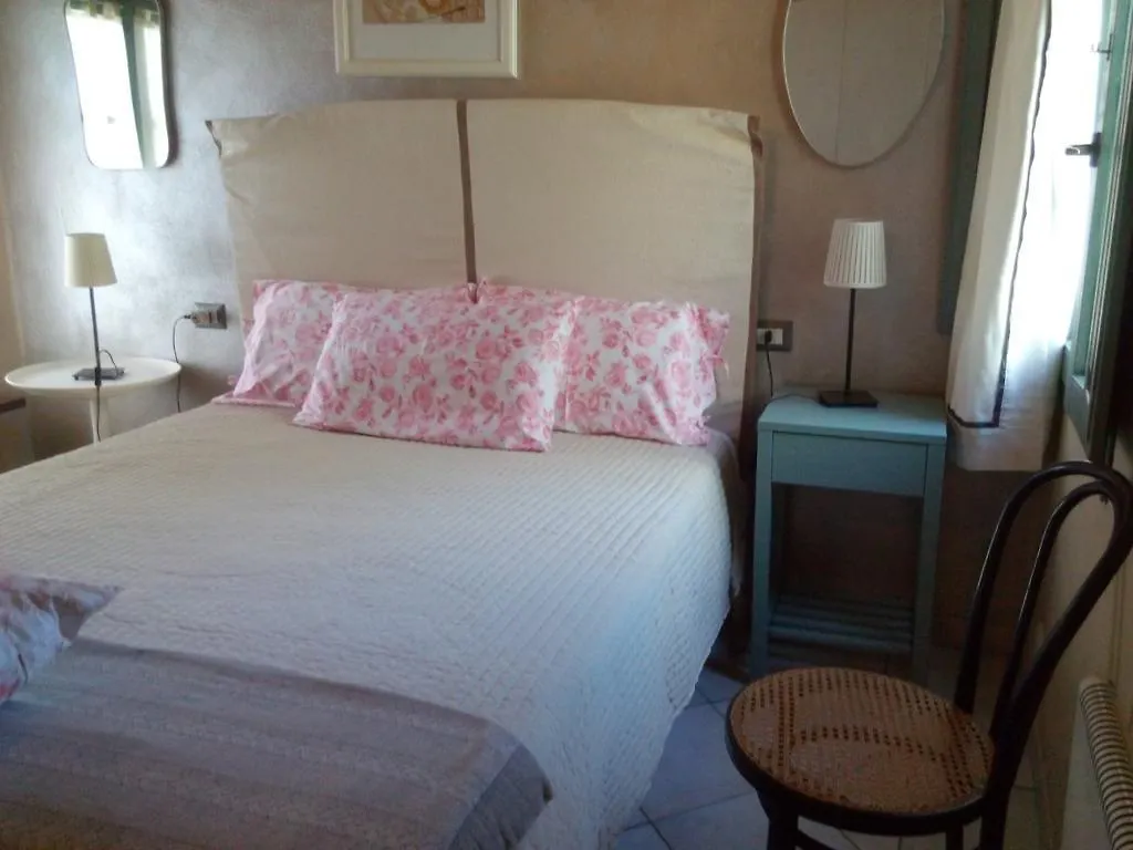 Il Giardino Di Emilio Bed & Breakfast Marrubiu 0*,  Italy